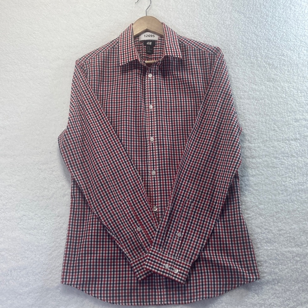 H & M Long Sleeve Business Casual Shirt Size Medium Red/Black Plaid